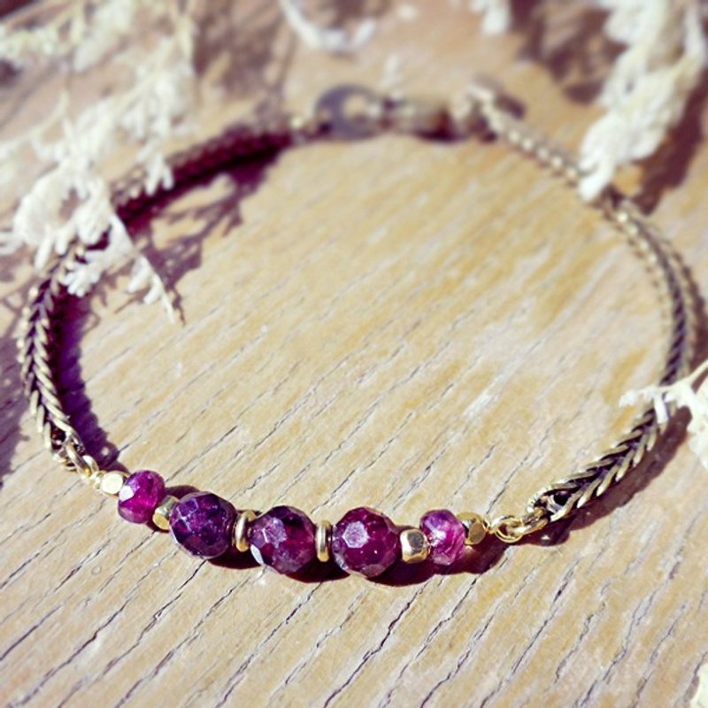 VIIART。十二宫 - 双鱼。石榴石碧玺黄铜手链 - 手链/手环 - 其他金属 金色