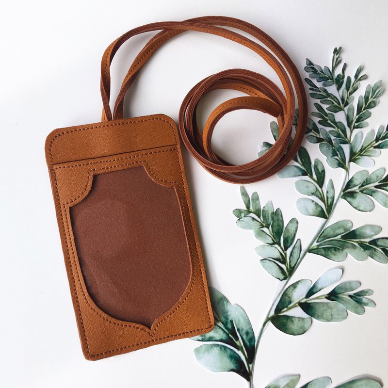 造型挂颈卡套 - 名片夹/名片盒 - 其他人造纤维 咖啡色