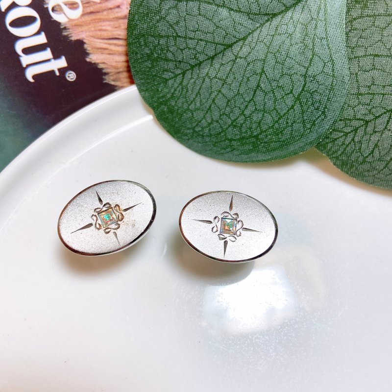 【西洋古董饰品】稀有厚手工刻 雾沙银幻彩莱茵 袖扣 - 袖扣 - 贵金属 银色