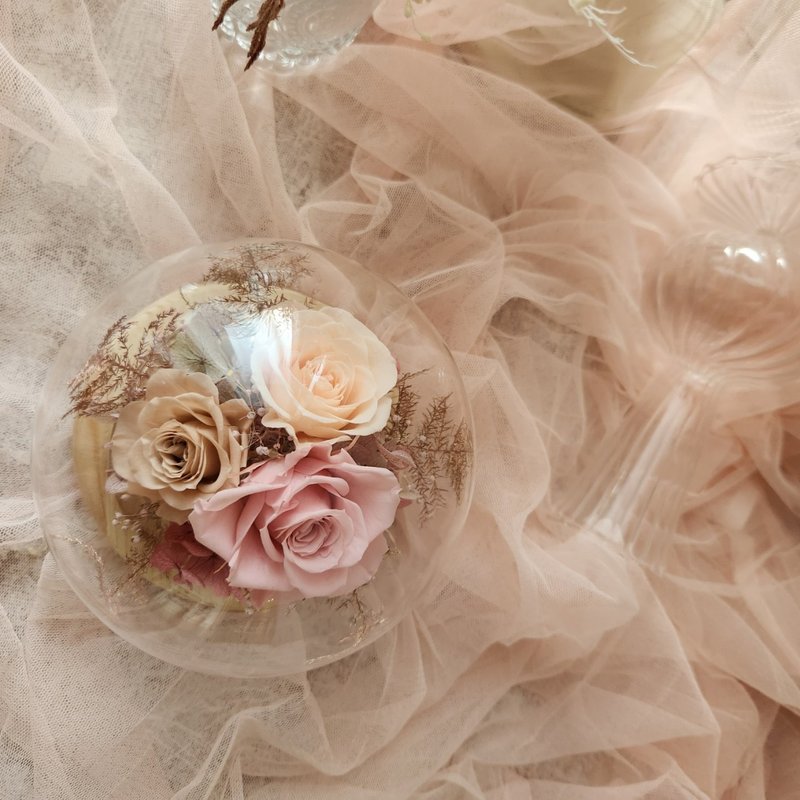 唯一の爱 圆形玻璃钟罩 小款 永生玫瑰 香槟红奶茶色 七夕 情人节 - 干燥花/捧花 - 植物．花 多色