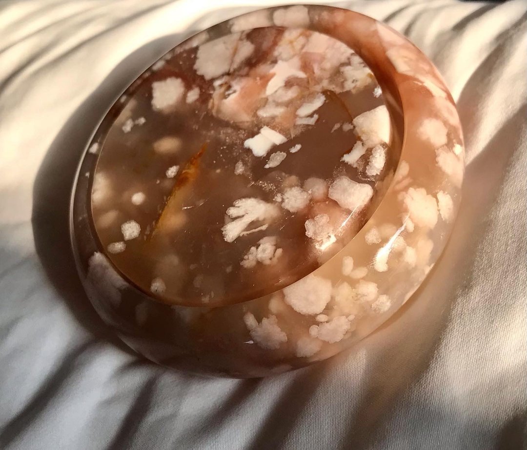 樱花玛瑙手镯  稀有 满圈 成型立体水中花 水墨画风格 飘龙纹 - 手链/手环 - 水晶 红色