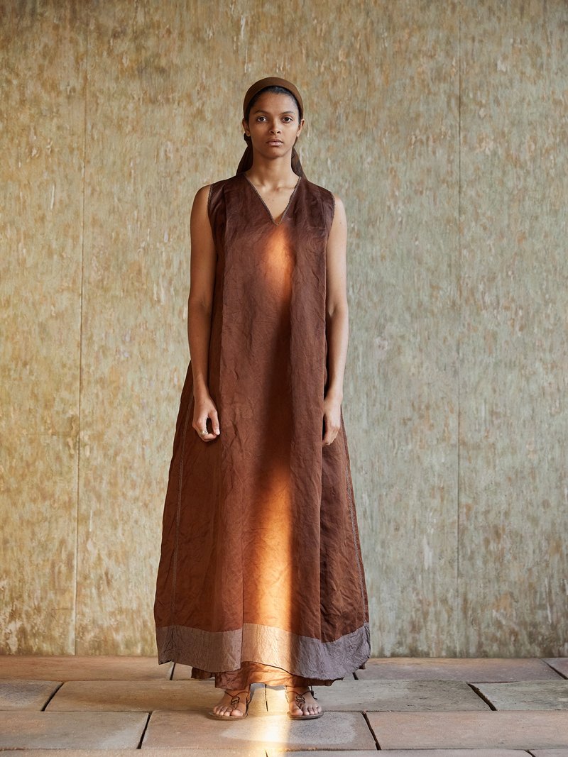 复古文青 桑蚕丝植物染连身裙 V领背心裙 - 洋装/连衣裙 - 其他材质 