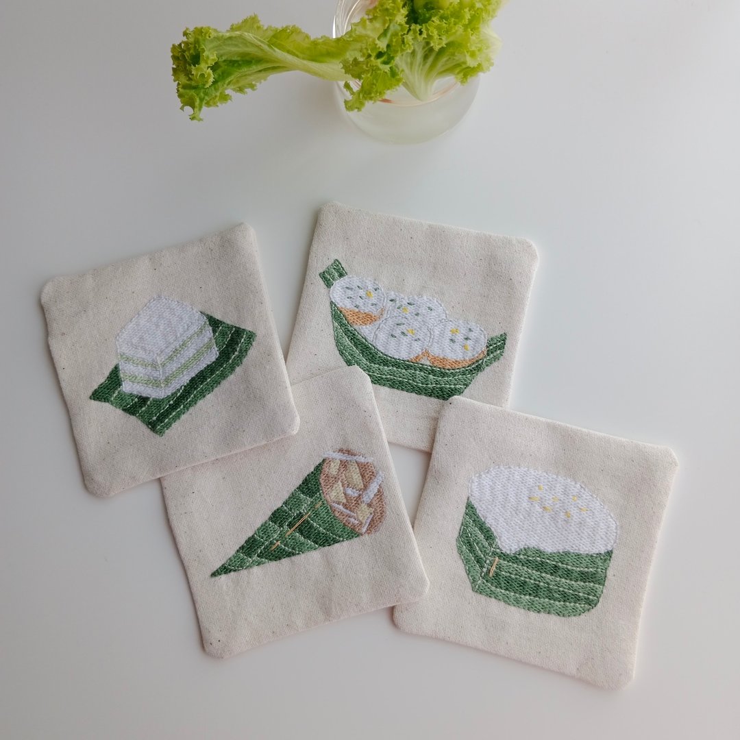 Thai dessert coaster set4 PCS hand embroidered cotton fabric - 杯垫 - 棉 白色