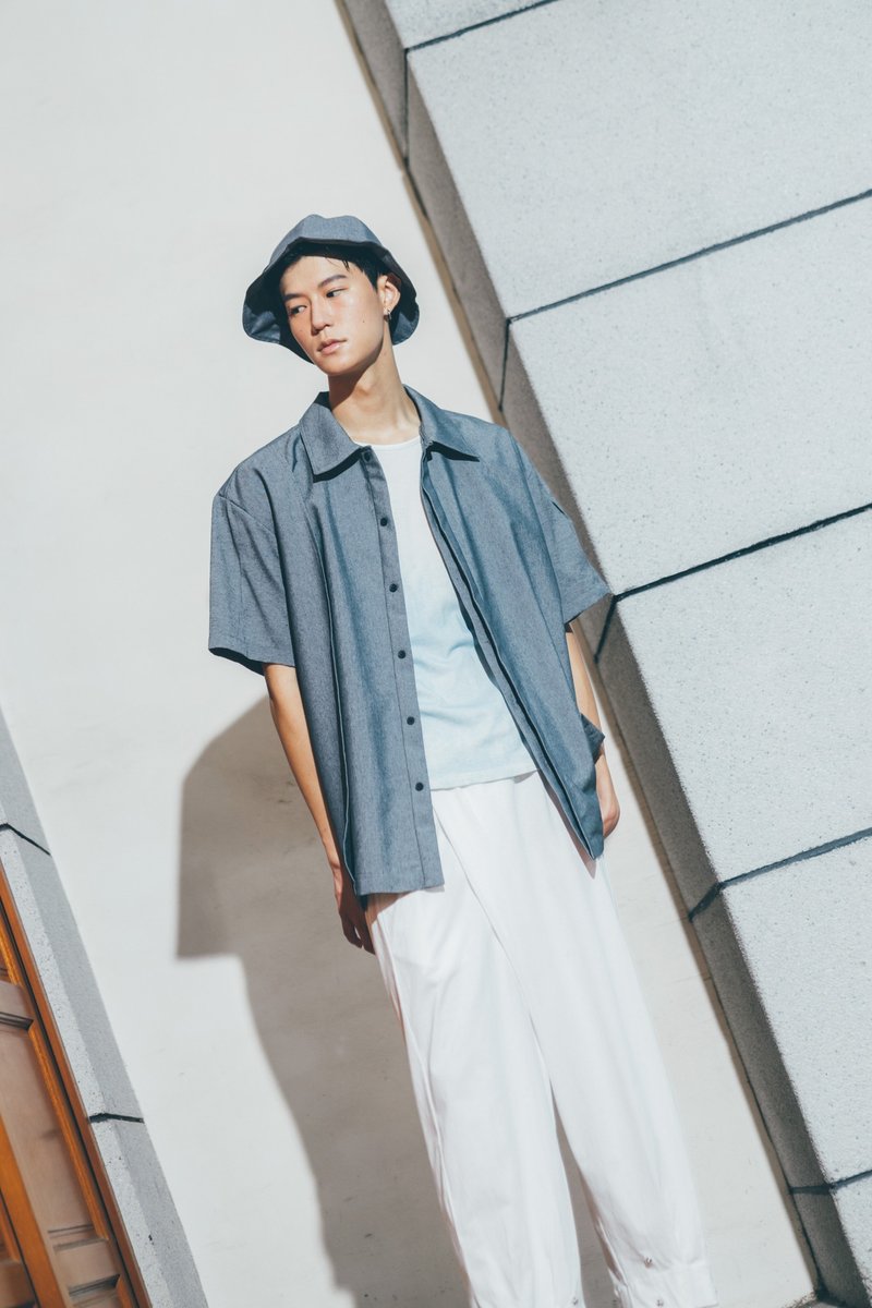 铠 - 不对称短袖衬衫(黑/灰) Organic Cotton & Recycle - 男装衬衫 - 环保材料 灰色