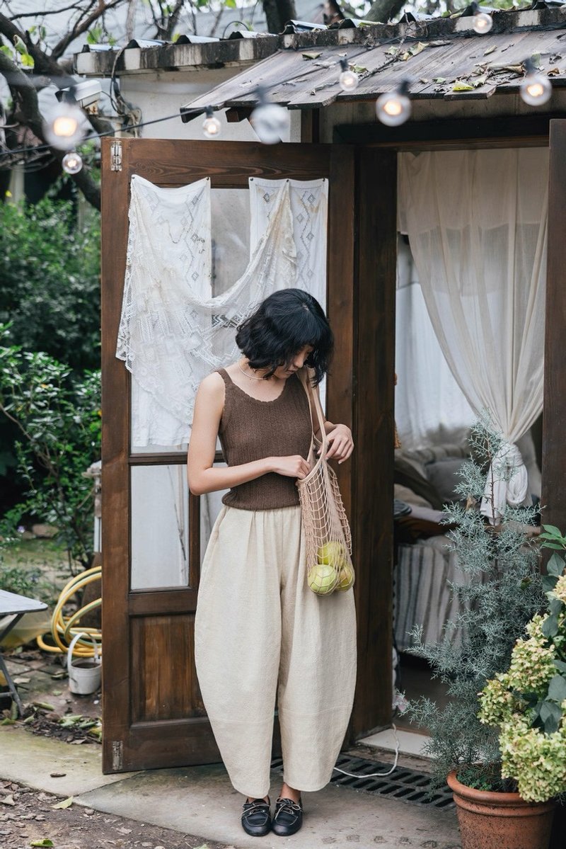 Local gal 日本进口面料日系米杏色不规则格纹肌理高腰宽松灯笼裤 - 女装长裤 - 棉．麻 白色