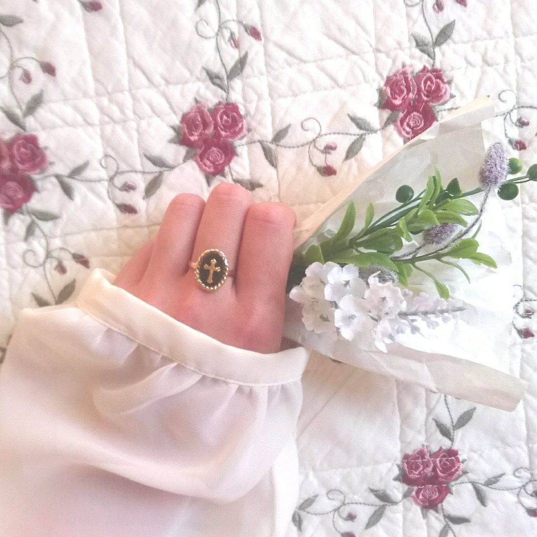Vintage cross oval ring (black, free size) - 戒指 - 树脂 黑色