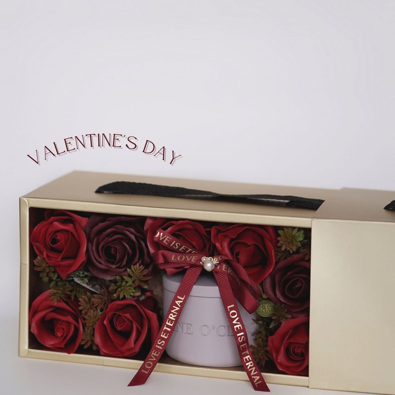 Valentine s Day 香薰蜡烛礼盒 - 蜡烛/烛台 - 蜡 红色