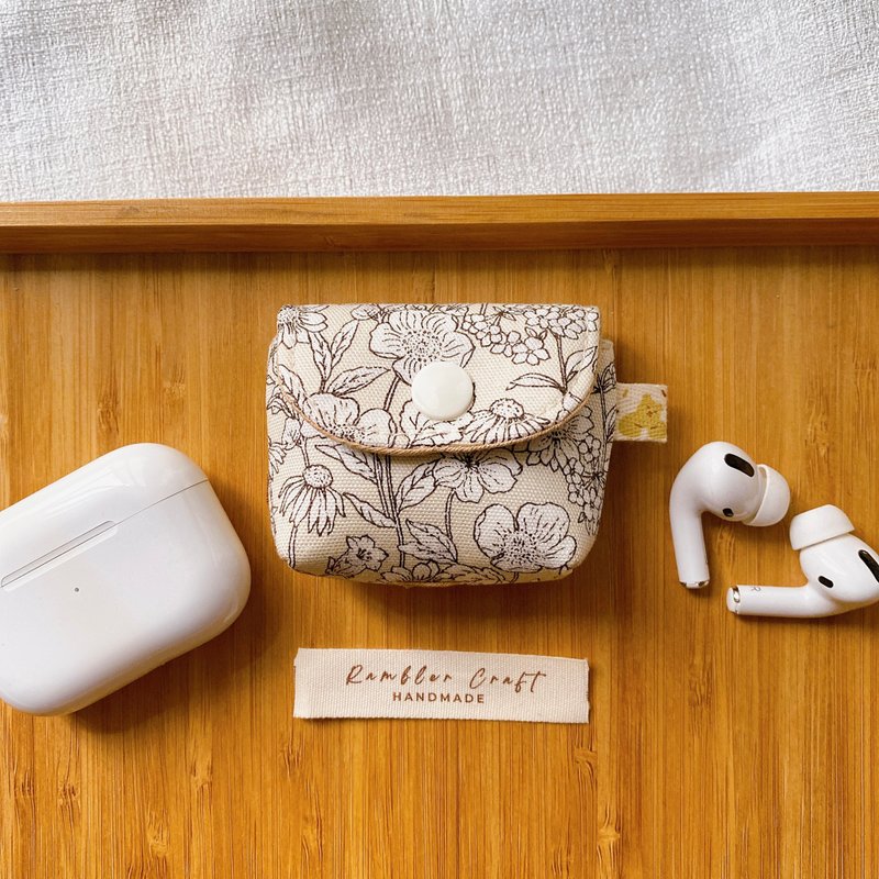 Airpods Case Airpods Pro 耳机套 耳机保护套 米色花满款 - 耳机收纳 - 棉．麻 