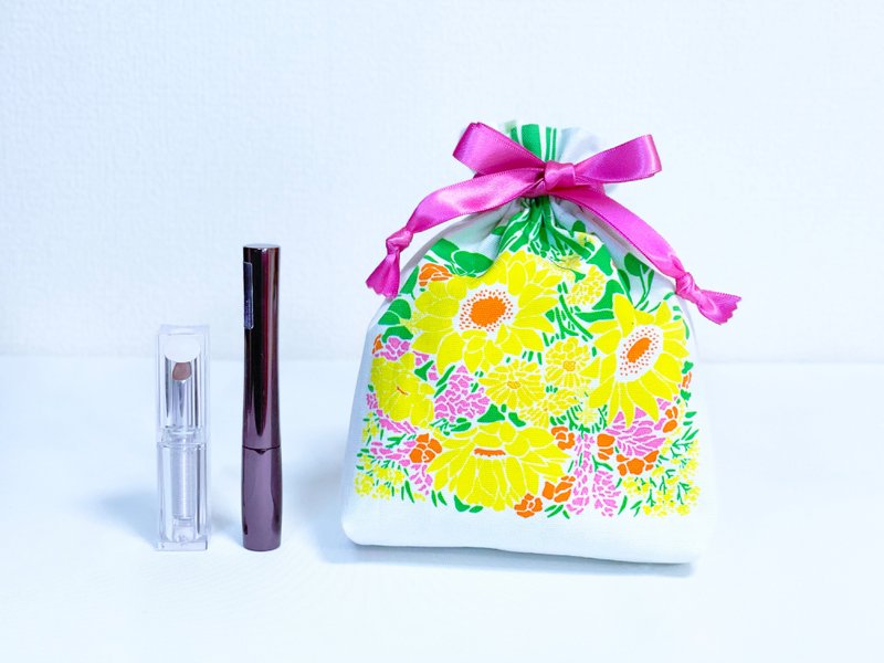 Sunflower pouch pink - 化妆包/杂物包 - 棉．麻 粉红色