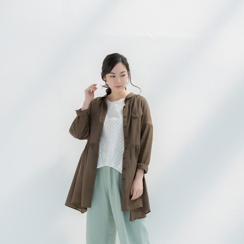迎风而来空气感造型衬衫- 泥土 - 女装衬衫 - 棉．麻 咖啡色