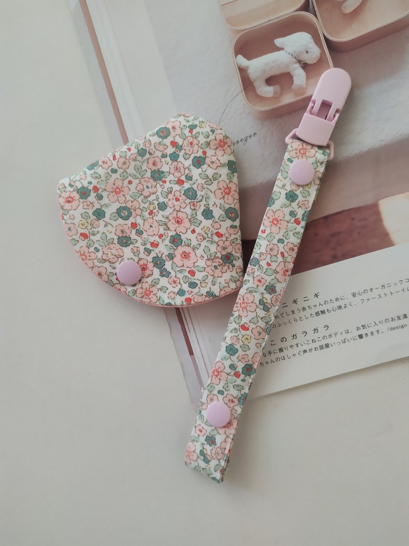 【5日内出货】小小花儿 二合一奶嘴夹 奶嘴防尘套+奶嘴夹 双重 - 满月礼盒 - 棉 多色