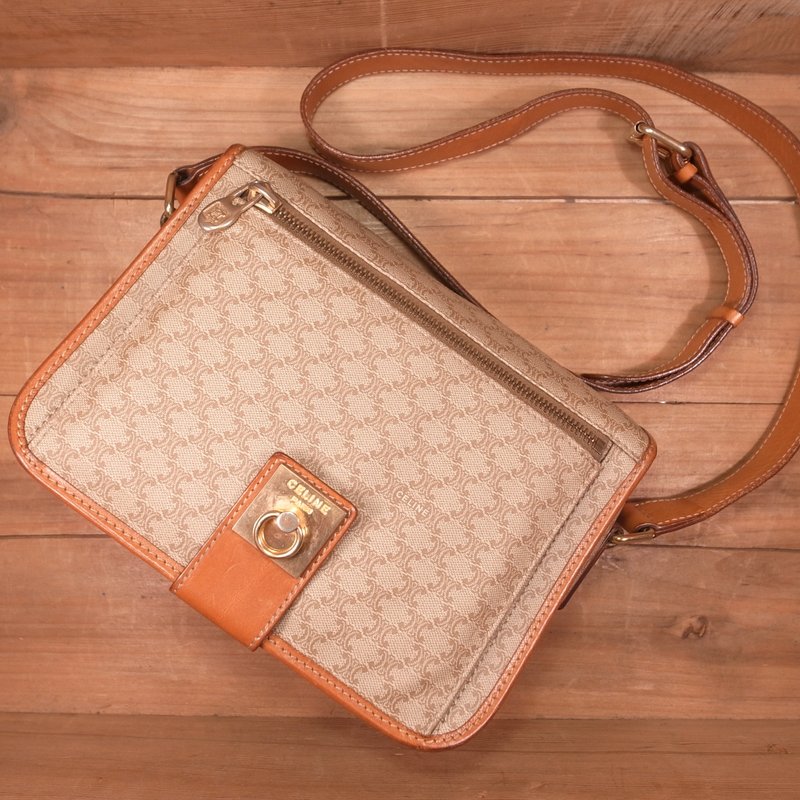 [ 老骨头 ] CELINE monogram 侧背包 Vintage - 侧背包/斜挎包 - 真皮 金色