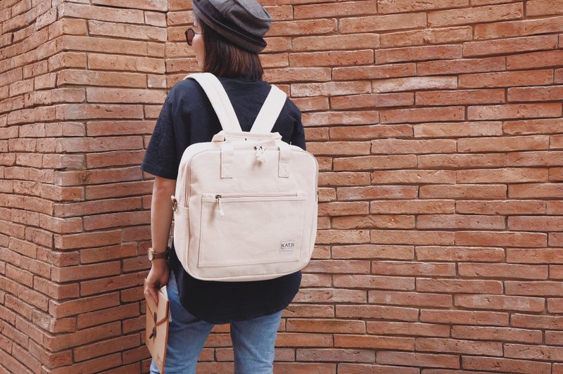 SQUARE UP BAG : WHITE CANVAS COLOUR - 后背包/双肩包 - 其他材质 白色