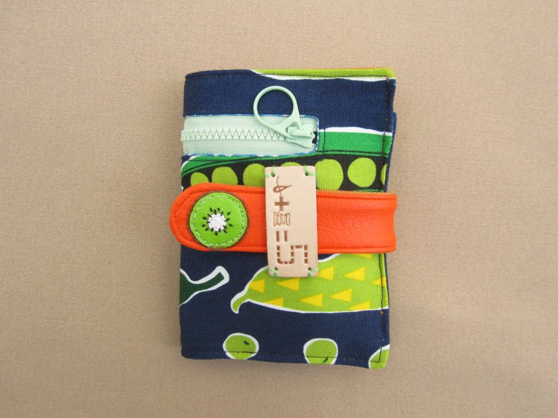 *1+1=5/豆荚奇异果蓝 布短夹* - 皮夹/钱包 - 棉．麻 蓝色