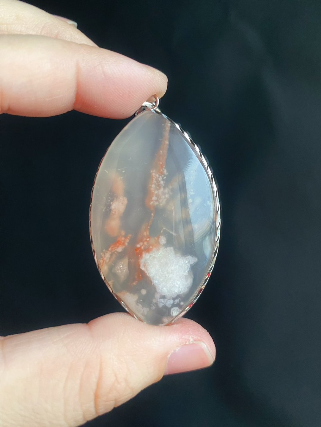 樱花玛瑙 飘龙纹 牛血红 天然石 S925 银镶拖 吊坠 礼物 - 项链 - 水晶 红色