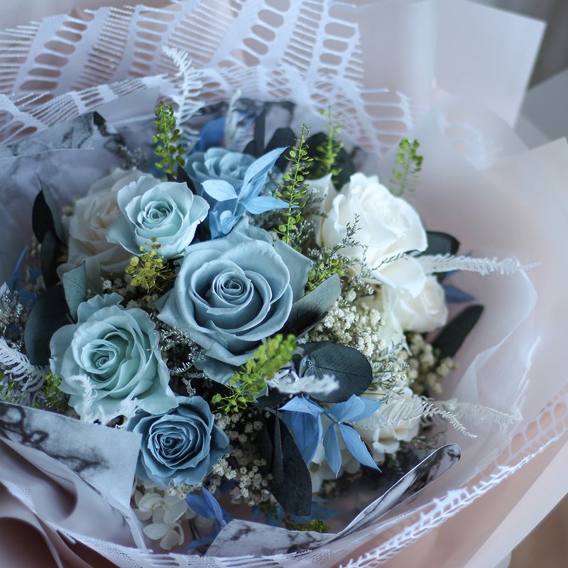 定制毕业花束 生日花束 干燥花束 晨雾永生玫瑰花花束 告花求婚 - 干燥花/捧花 - 植物．花 多色