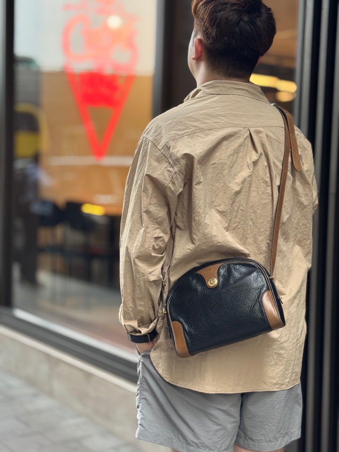 中古正品 Christian Dior 迪奥 真皮 斜背包 古着包 男女适用 - 侧背包/斜挎包 - 真皮 卡其色