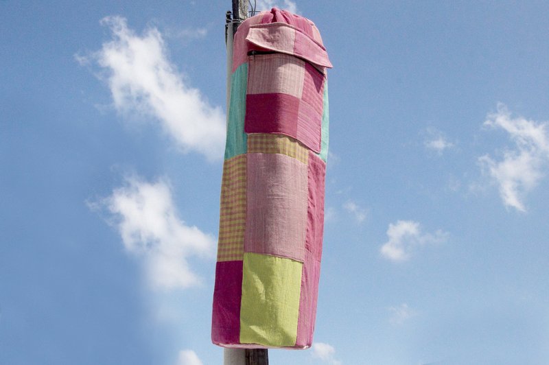 圣诞节礼物 限量一件 编织手感瑜珈垫背包 / yoga bag / 瑜伽包 / 编织包 / 手工织布包 - 粉色 几何拼布 瑜伽包 - 侧背包/斜挎包 - 棉．麻 粉红色