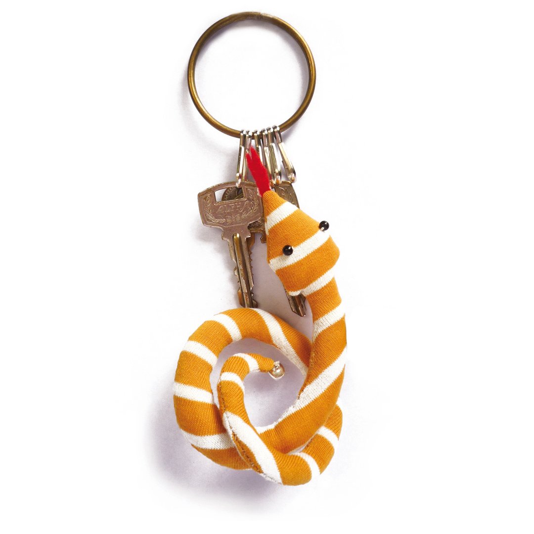 A Yellow Snake Doll Pattern PDF Format - Logo 设计/图案设计 - 其他材质 