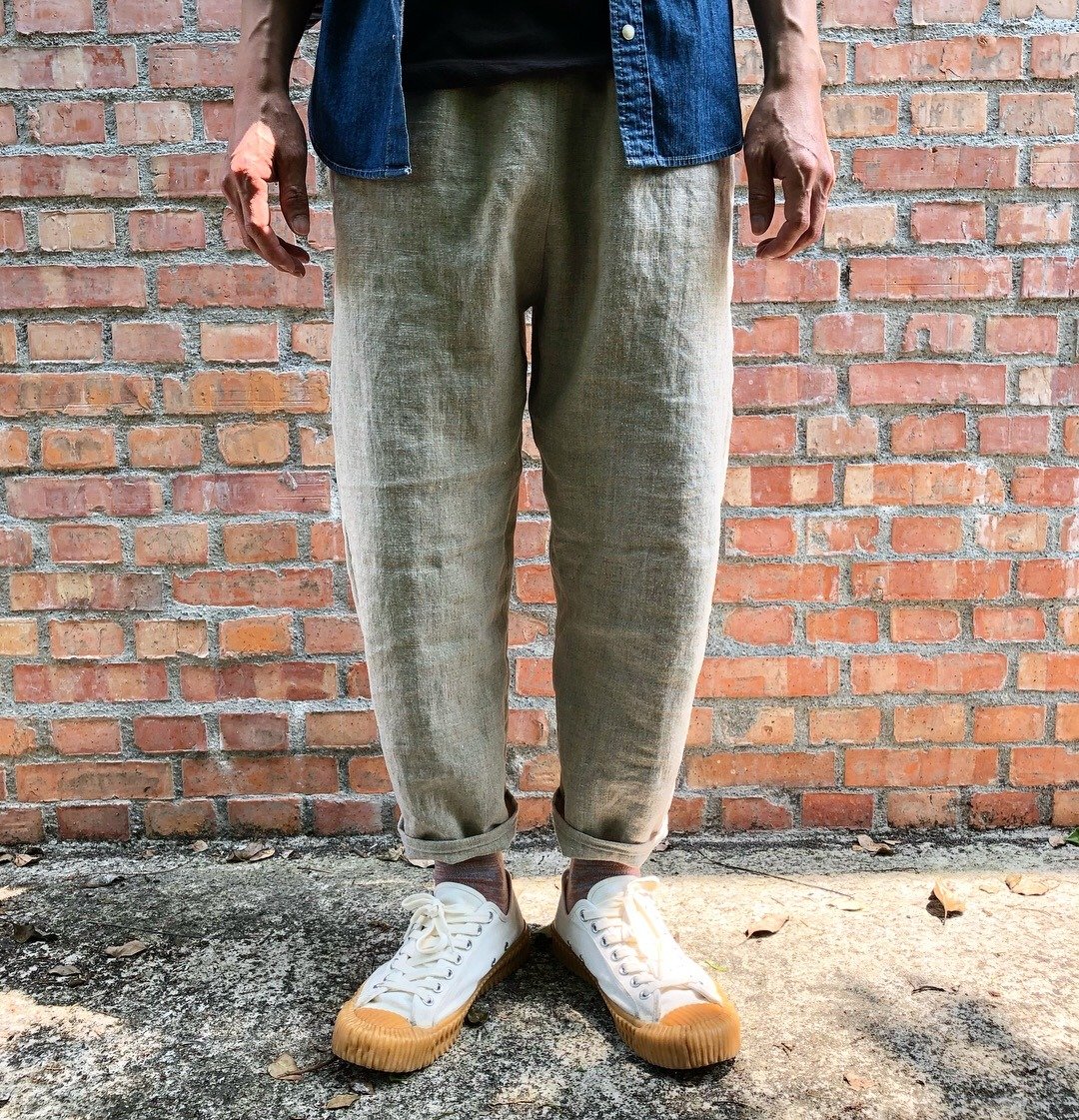 男孩也可穿的 厚磅雨露麻小管裤 - 男士长裤 - 棉 卡其色