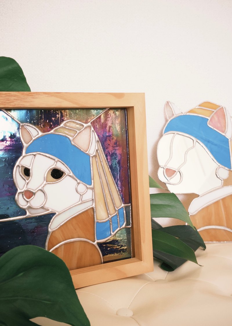 彩色玻璃镶崁玻璃-戴珍珠耳环的猫少女镜 - 摆饰 - 玻璃 