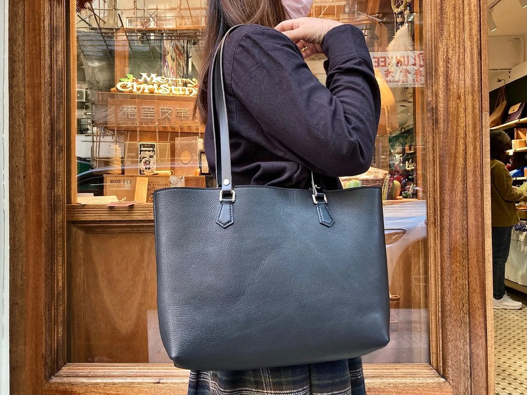 横身托特袋 皮革DIY材料包 totebag 刻名 好好缝 托特包 手挽包 - 皮件 - 真皮 黑色