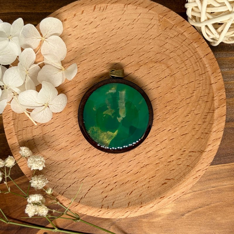 樽盖再生项链吊坠-绿金晕染 NP018 - 项链 - 环保材料 