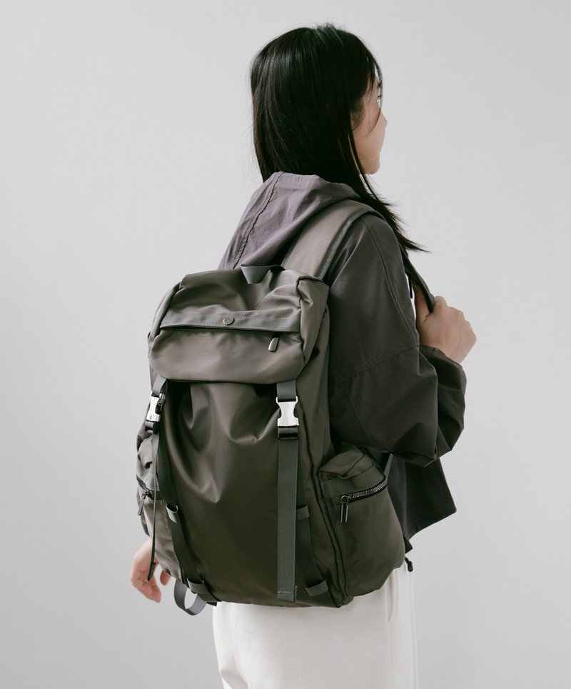 supportingrole 轻盈柔和抽绳元素多用手提斜肩背包 军绿 - 后背包/双肩包 - 其他人造纤维 