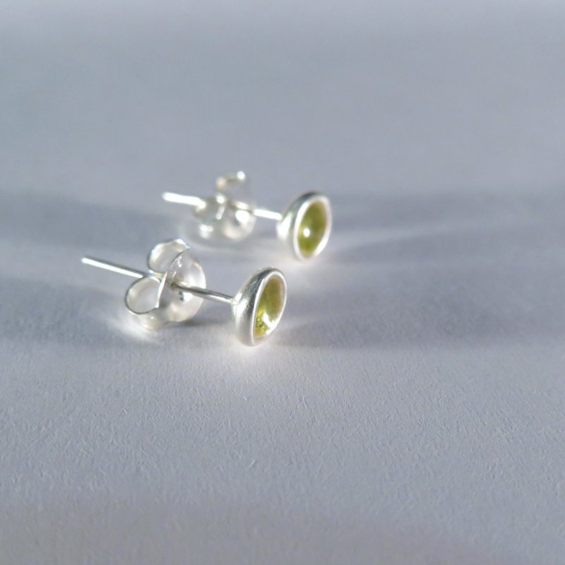 若草色珐琅纯银耳环 - 耳环/耳夹 - 其他金属 绿色