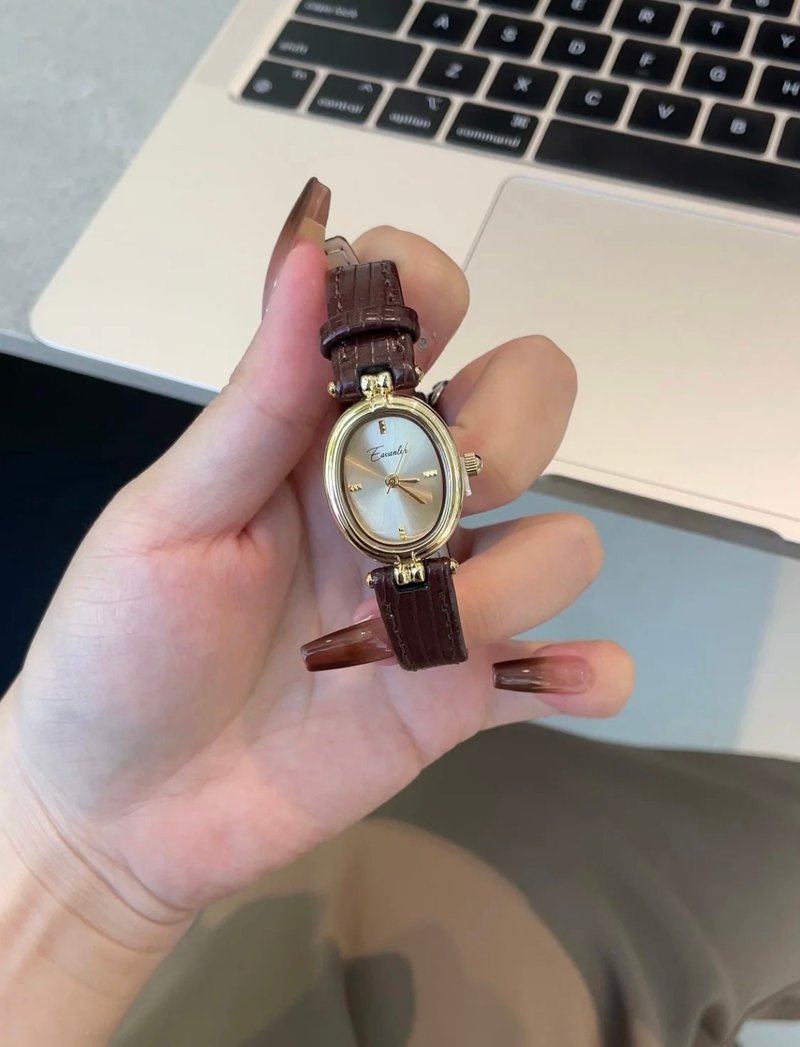 YuanPearl高級復古中古手錶橢圓形棕皮帶小眾設計高級百搭氣質 - 女表 - 贵金属 咖啡色