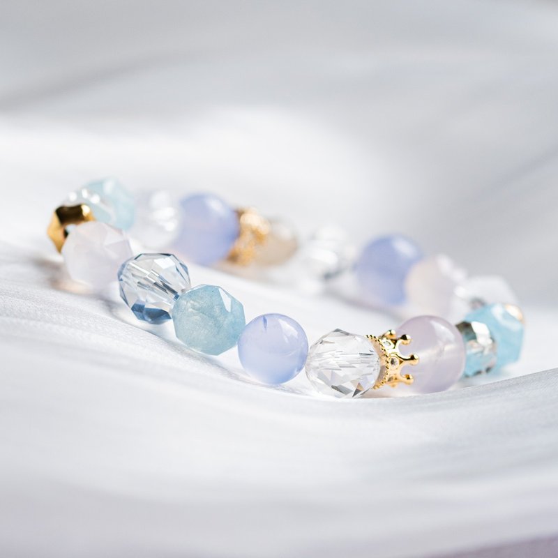 Azura 摩根石、蓝玉髓、紫玉髓、月亮石 天然水晶手链 La Lune - 手链/手环 - 水晶 蓝色