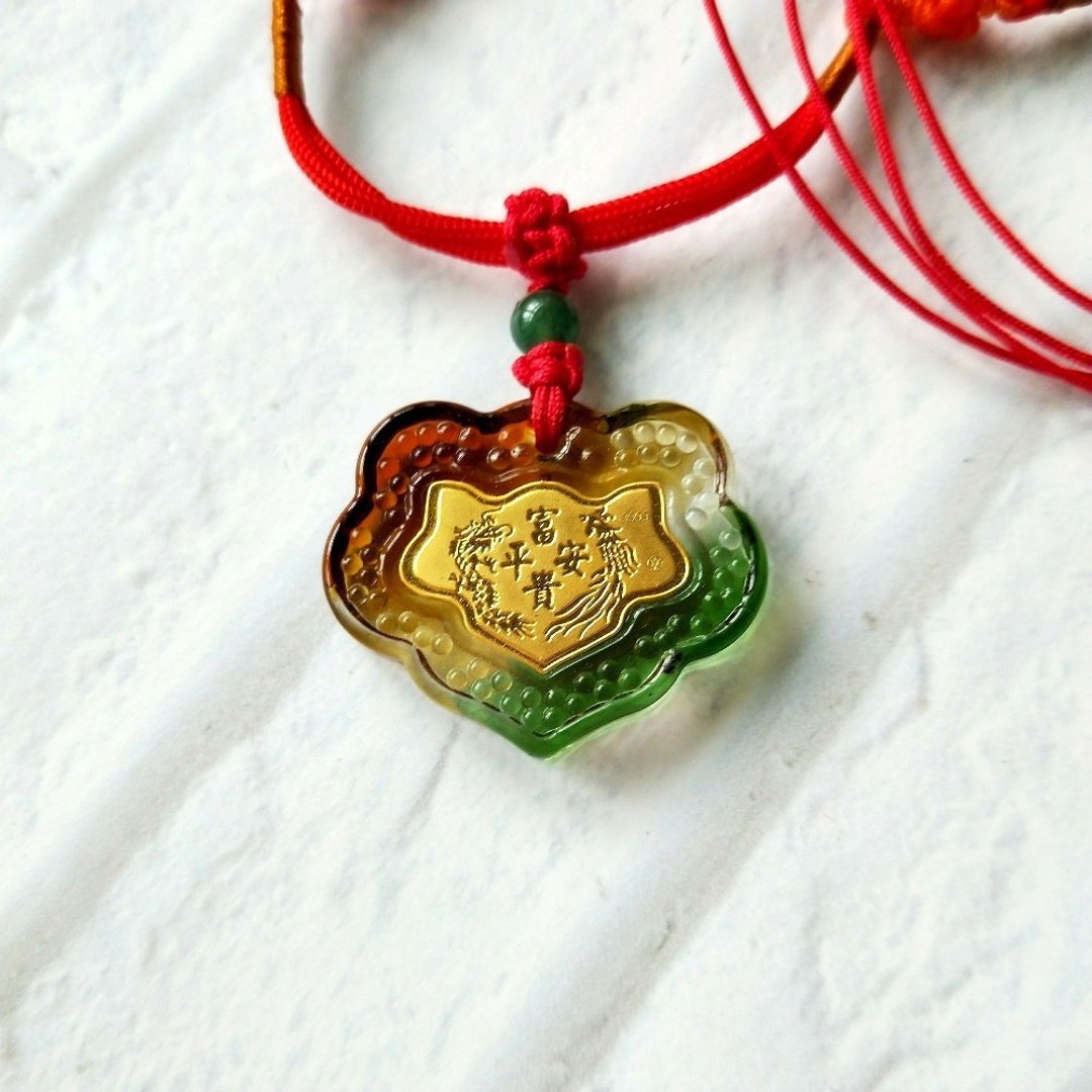 Eli Jewelry 满月宝宝弥月琉璃黄金锁片项链 附金饰保证卡 现货 - 项链 - 贵金属 金色