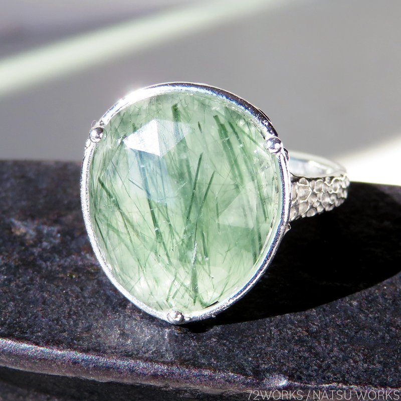Green Rutilated Quartz Ring - 戒指 - 宝石 绿色