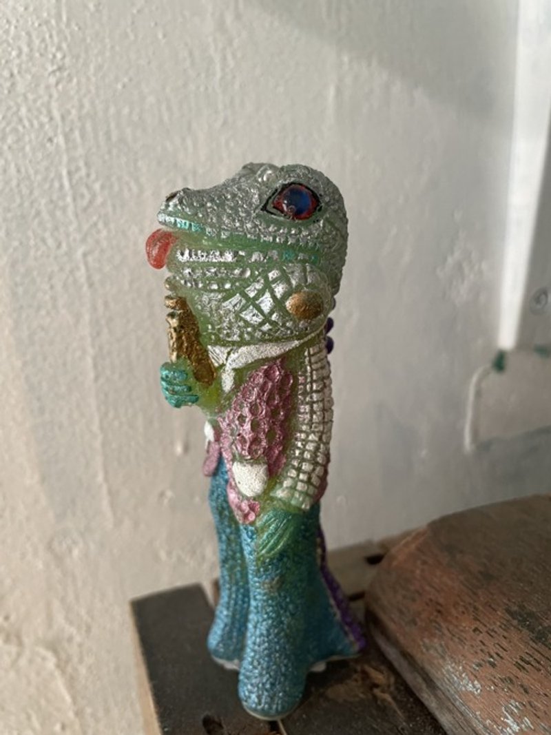 Pinkoi 代购 -  伊古塔纳 - 摆饰 - 塑料 