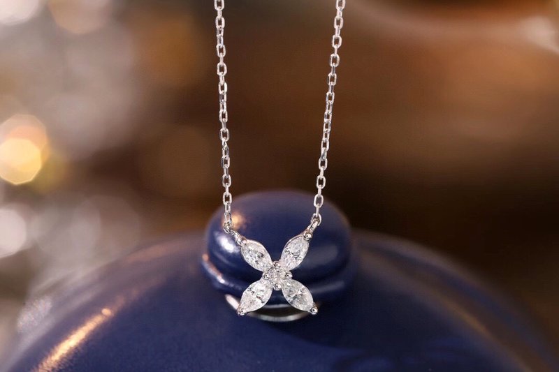 18K金钻石四叶草项链,马眼钻石四叶草项链 - 项链 - 贵金属 白色