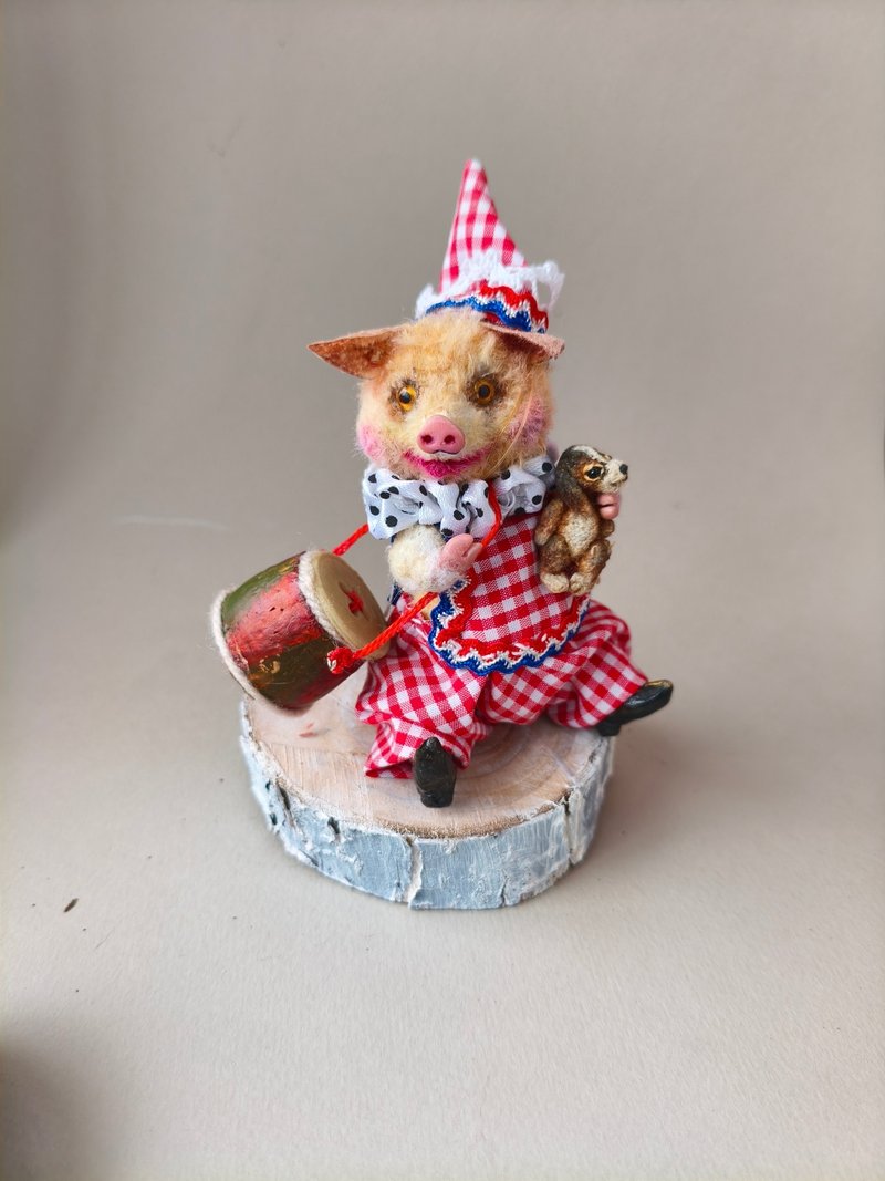 Miniature plush  figurine donkey- - 玩偶/公仔 - 羊毛 红色