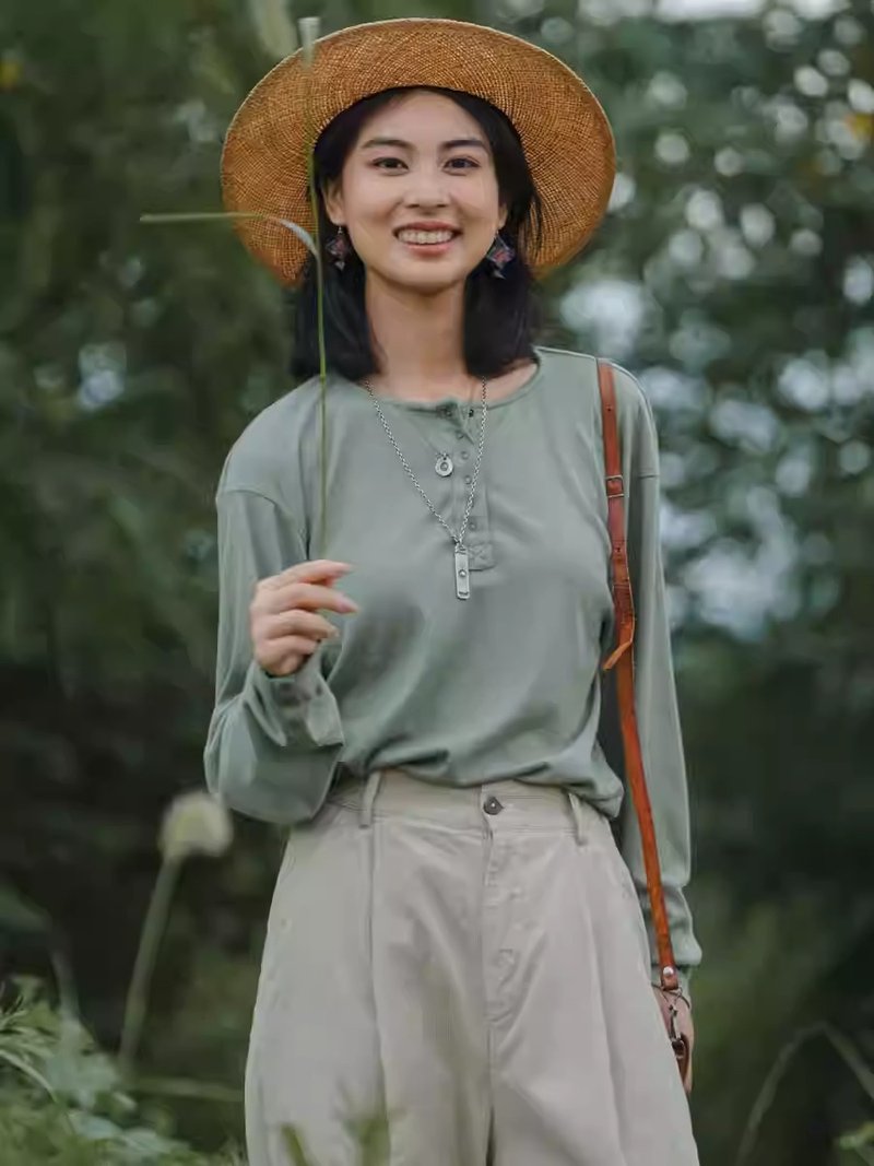 米厥綠 復古棉內搭上衣 長袖T恤 - 女装 T 恤 - 棉．麻 绿色