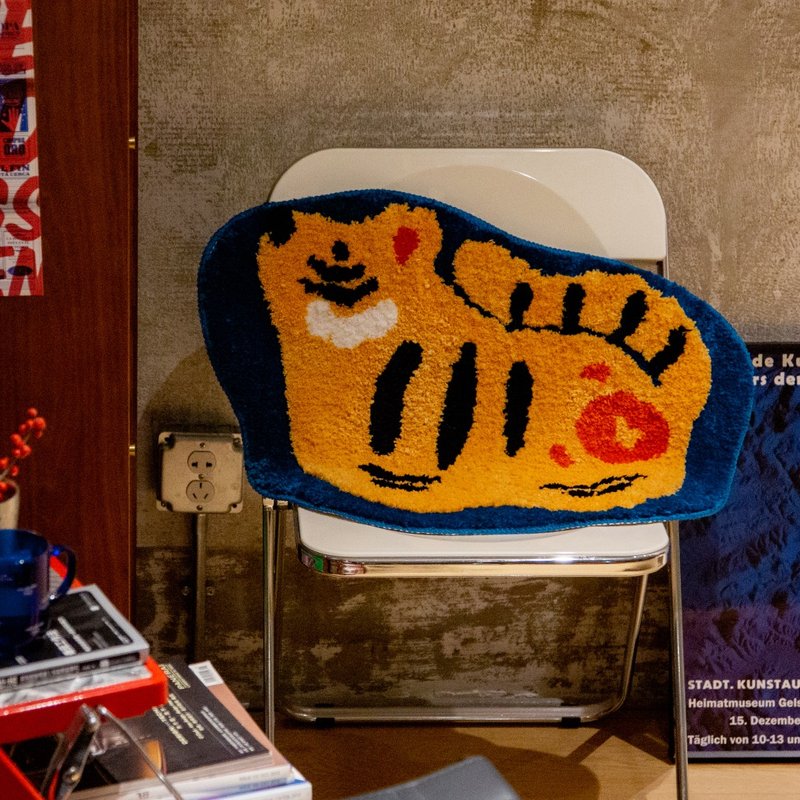 PointLab【招财虎】2022虎年新年地毯可爱小老虎地垫入户门垫 - 地垫/地毯 - 聚酯纤维 