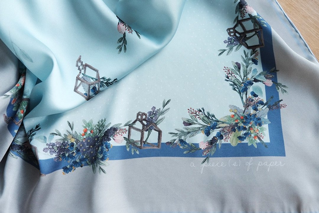 SCARF : Haus of Flowers - 丝巾 - 聚酯纤维 蓝色