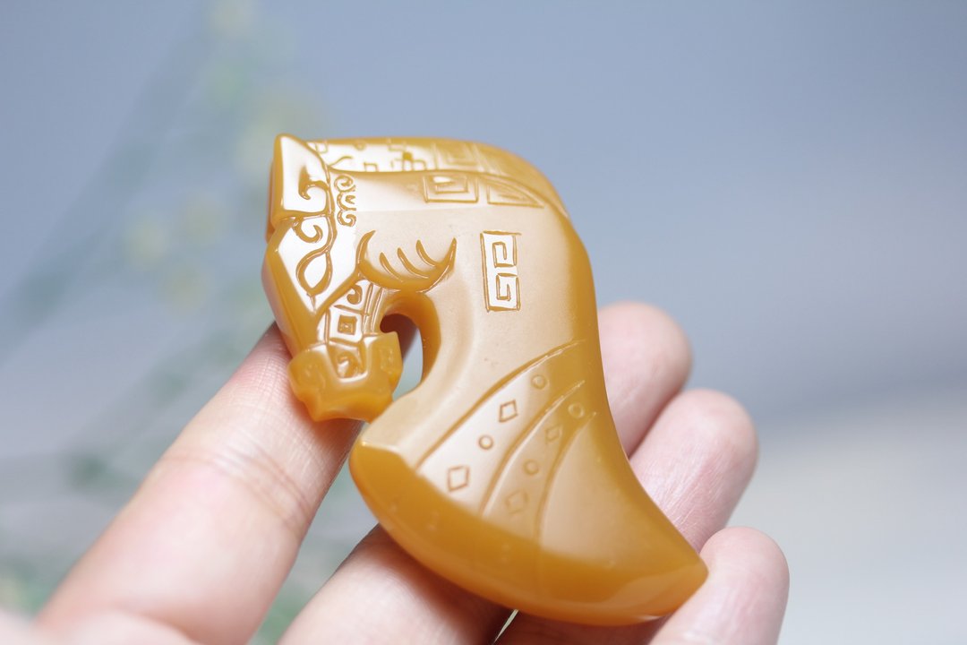 【马到成功】天然黄龙玉|一马当先玉石雕刻挂件挂饰吊坠毛衣链 - 项链 - 玉石 橘色