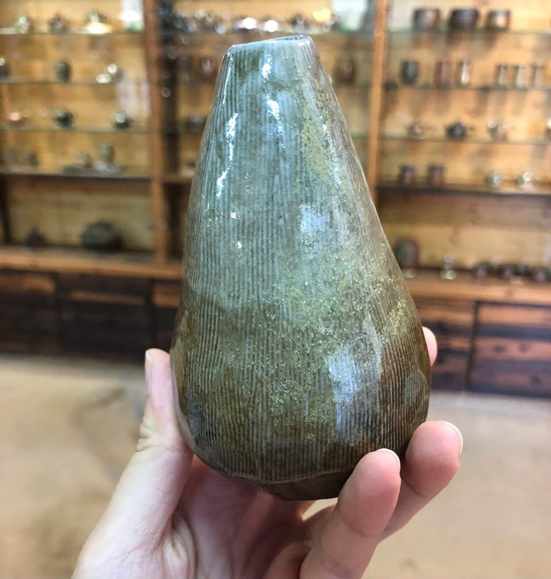 柴烧花器 手工制作烧制 独一无二 桌上摆件小花器 - 花瓶/陶器 - 陶 咖啡色