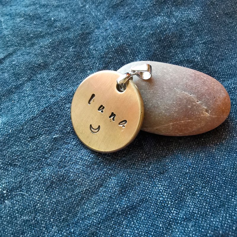 手工錾刻狗狗铜铭牌 狗牌 狗狗ID牌 个性化狗牌 猫牌 宠物牌吊坠 - 项圈/牵绳 - 铜/黄铜 