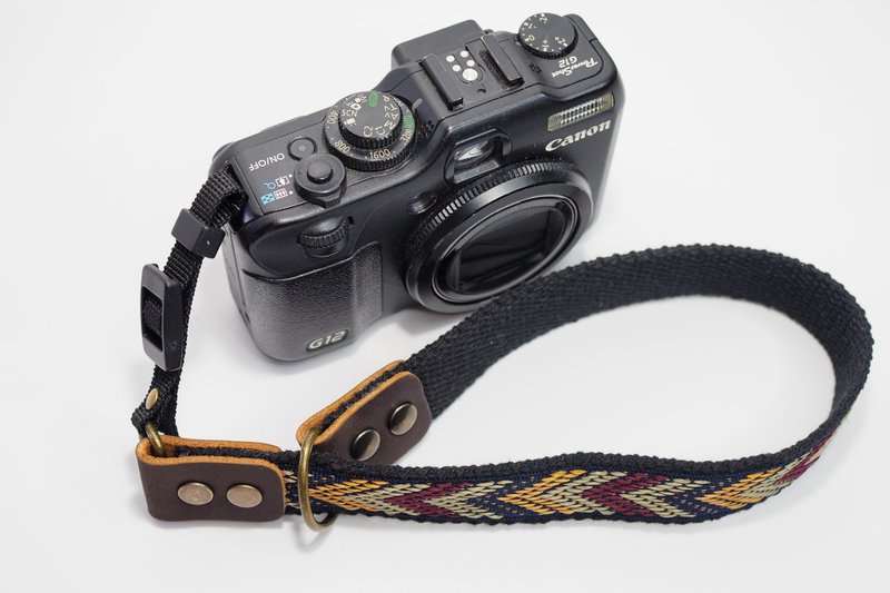 相机带采用了本地和波西米亚两种风格。 - 相机 - 棉．麻 