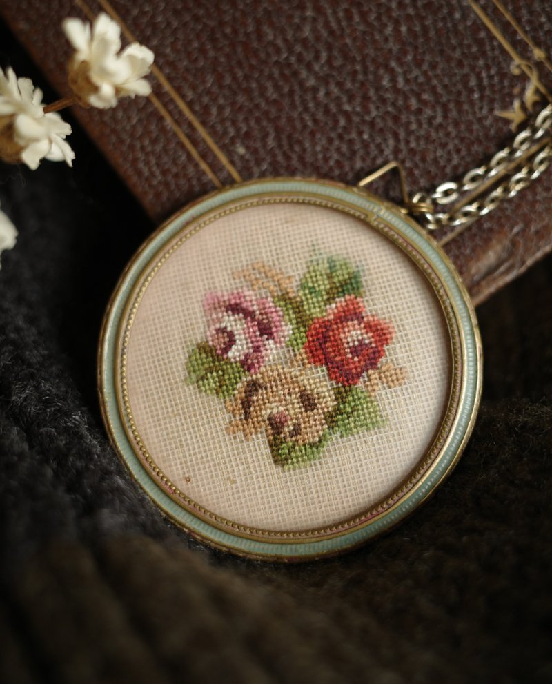 Damn Good Vintage 金色古典水蓝珐琅刺绣镜子圆形项链 A24 - 胸针 - 其他材质 金色