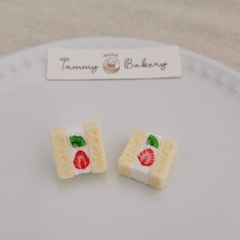 水果三明治 磁铁1个 | 饰品 袖珍 食物 仿真 疗愈 - 冰箱贴/磁贴 - 粘土 咖啡色