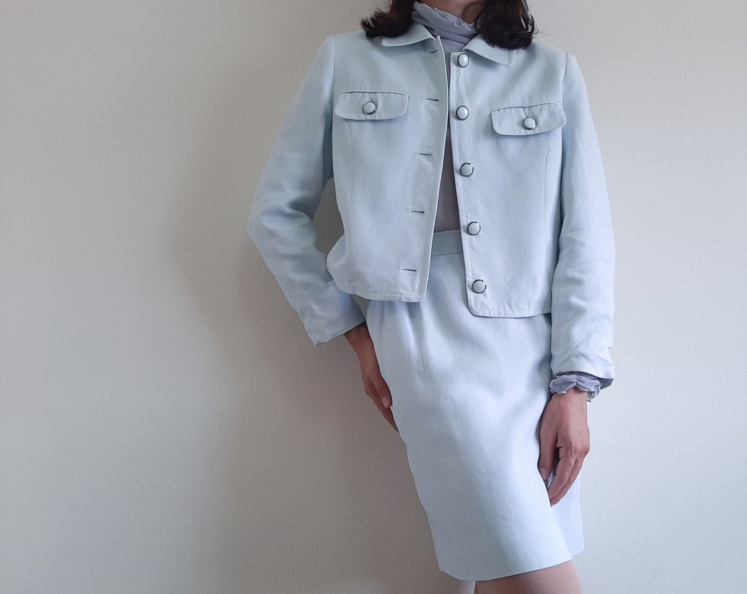 COURREGES 蓝色粉彩夹克和裙子套装 2 件套 courreges 裙子套装 - 女装西装外套/风衣 - 棉 蓝色