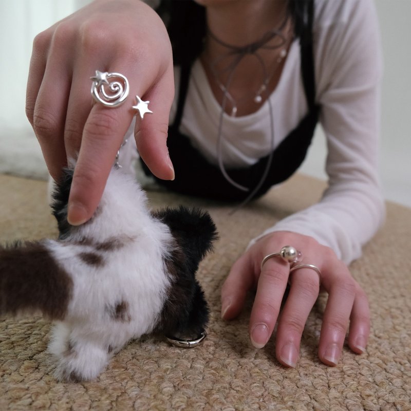 不规则绒毛星星 - 吊饰 - 其他人造纤维 