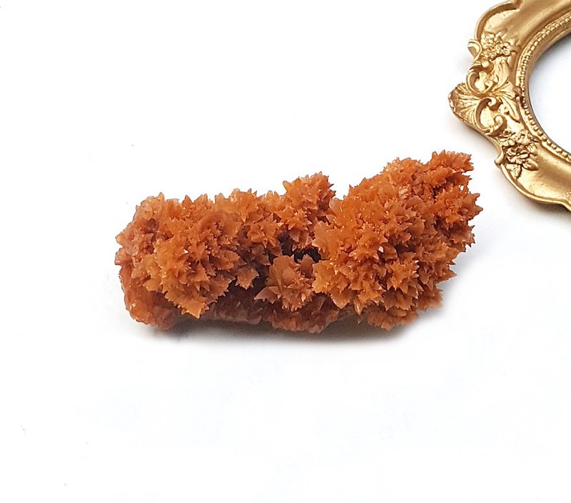 天然原矿天然形成红方解花 办公室 居家 疗愈 摆件 - 其他 - 水晶 红色