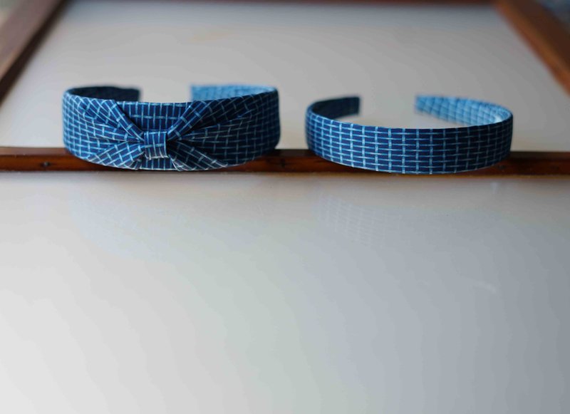 古董领带改制手工发箍-Hermès-蓝色绳编印花-蝴蝶结/窄版 - 发带/发箍 - 丝．绢 蓝色