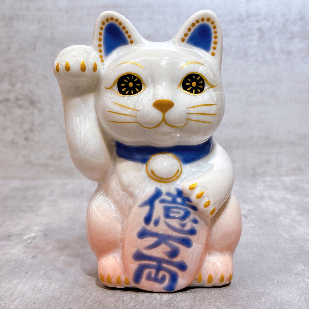 【桃耀亿金】日本清水烧招财猫 | 花结晶 桃白 - 亿万両 右 - 摆饰 - 瓷 白色
